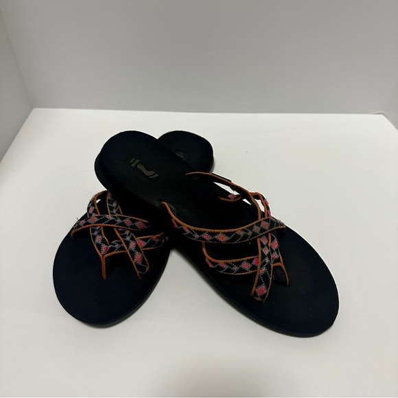 Teva multi strap sandals Sz 7 Black Pink Blue & Orange Floral - Picture 2 of 4